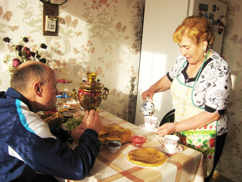 В гостях у родственницы. Тещины вечерки на Масленицу.